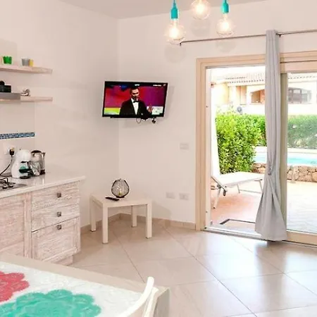 Mediterranean Sea Shell Pool House Budoni