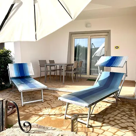 Mediterranean Sea Shell Pool House Budoni