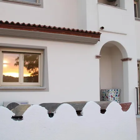 Mediterranean Sea Shell Pool House Apartman Budoni